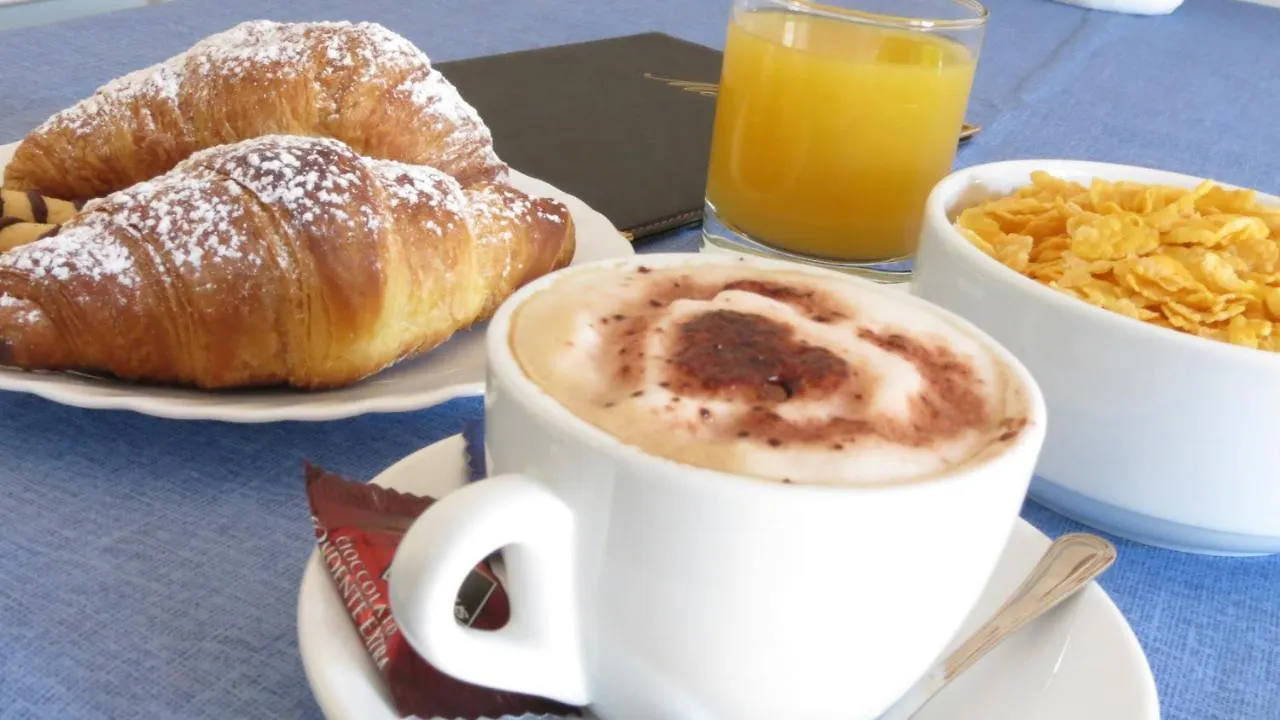 Lecce Cplaza Acomodação com café da manhã 0*,