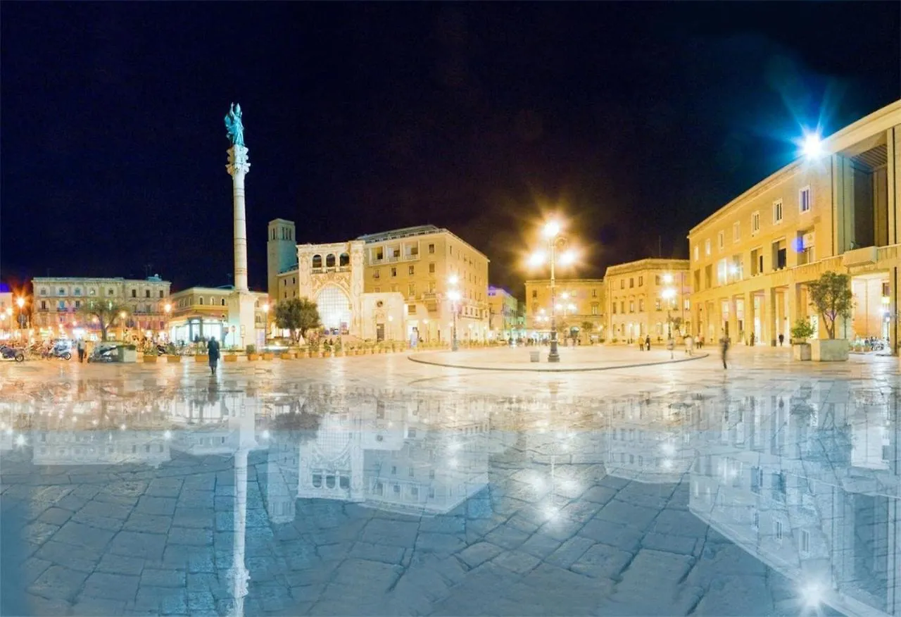 Lecce Cplaza Acomodação com café da manhã 0*,