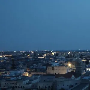 Couette-café Panorama, Lecce